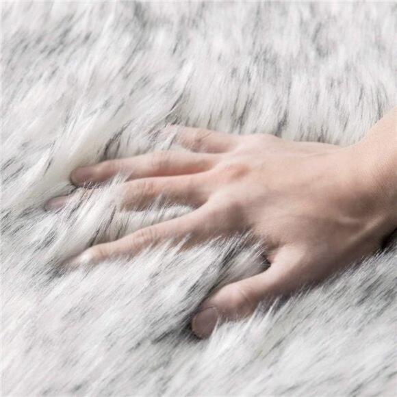 Fluffy Rug Soft Shaggy FauxFur AreaRug Luxury Plush Sheepskin Carpet for Bedroom - Picture 3 of 7